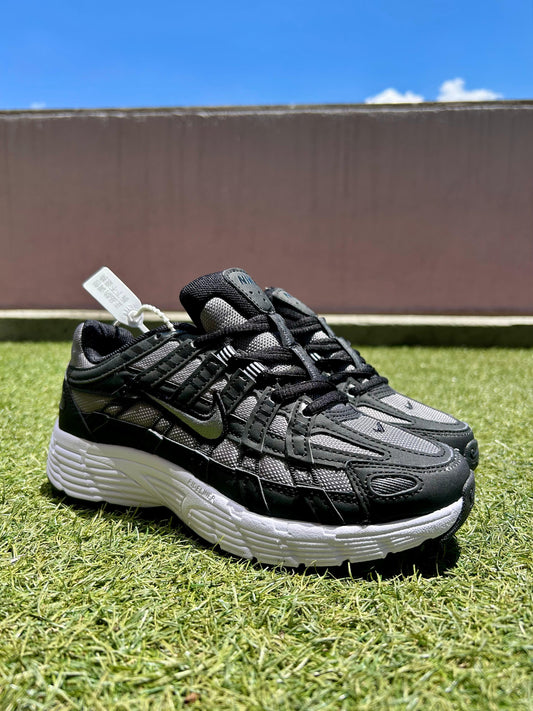P6000 Negro